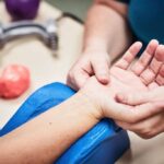 کاردرمانی دست؛ بازگشت قدرت، دقت و عملکرد در زندگی روزمره